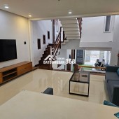 Bán nhà 3 tầng Phó Đức Chính, Vĩnh Hòa – gần biển 300m, có hồ cá Koi, giá 10 tỷ